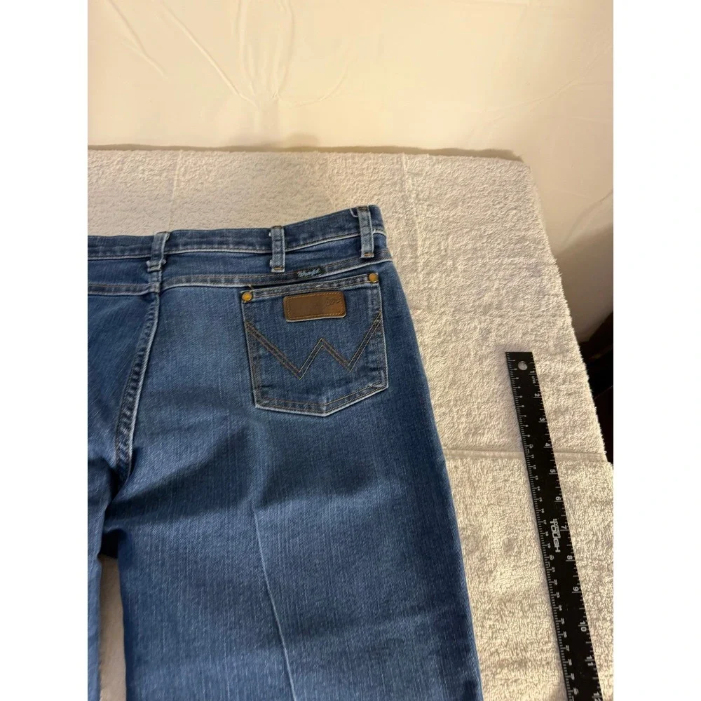 Wrangler Cowboy Cut Slim Fit Jeans Mens 38x30 Blue Denim Performance 1036MAVMR